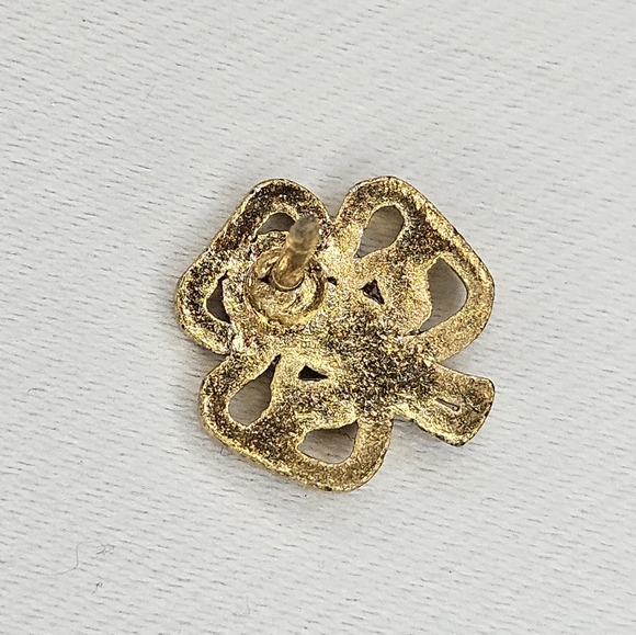 Oldstock Irish Celtic Claddagh Shamrock Lapel Pin - Picture 6 of 8